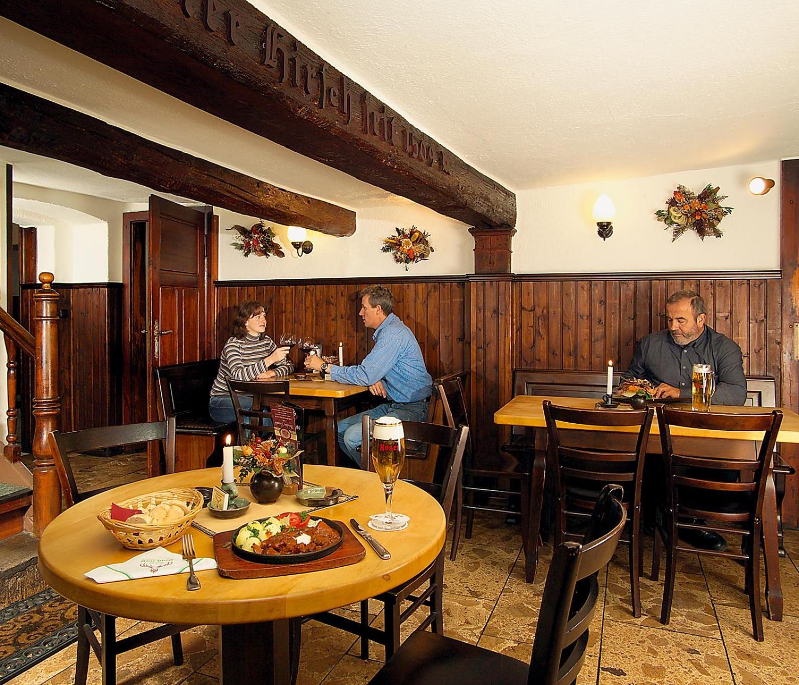 Altdeutsches Gasthaus Roter Hirsch Jena Exterior photo